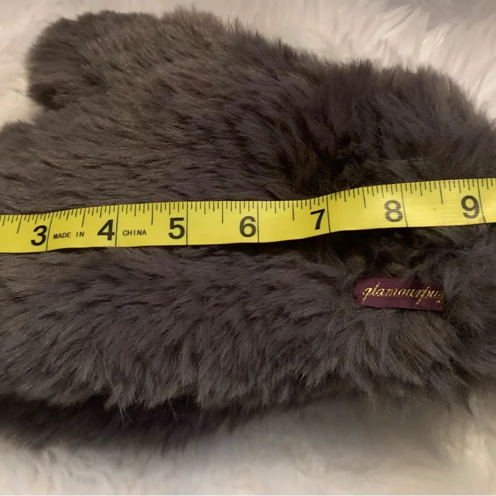 GLAMOURPUSS gray viscose blend Faux fur ladies mittens NWOT